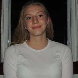 Meet your Posher, Jasmine